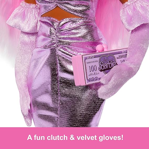 Barbie Barbiecore Deluxe Fashionistas  Curvy -HYV25