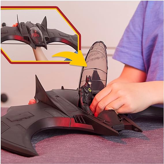 DC BATWING FLASH W/FIG4"-6065270