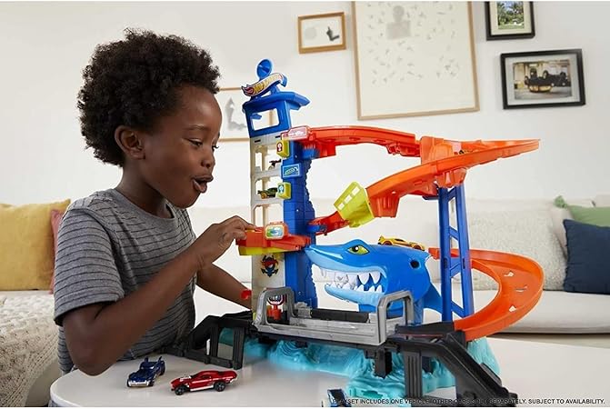 Hot Wheels City Shark Strike Rescue-HDP06