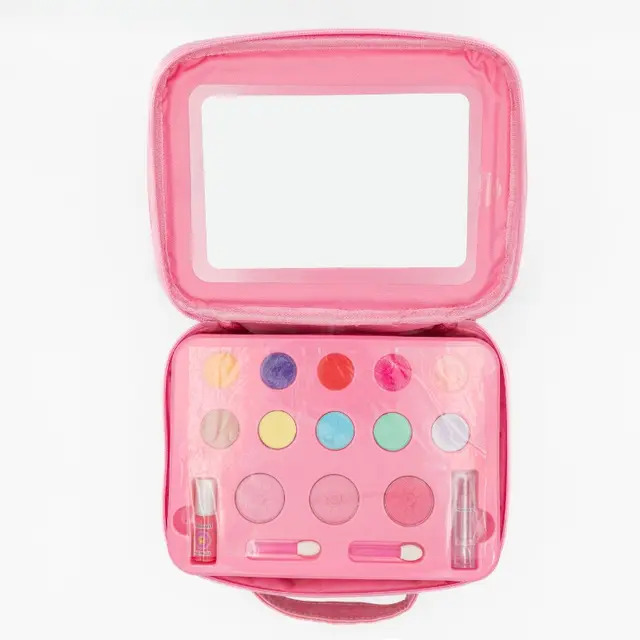 Cool Cosmetic Travel Kit-35462