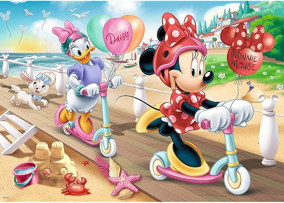 Disney Minnie on the beach   -13262