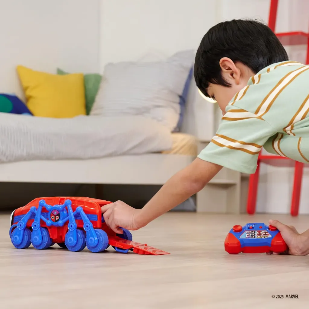 jada-marvel-spidey-rc-team-vehicle-150-scale-3407178.webp